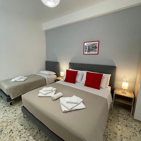 Trastevere Station Sweet Rest โรม ภายนอก รูปภาพ